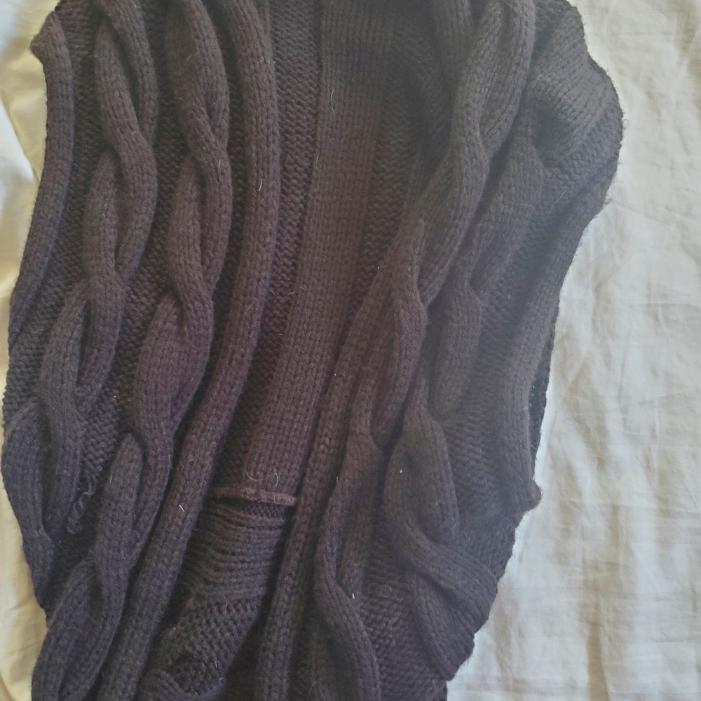 Vest - Picture 2 of 2